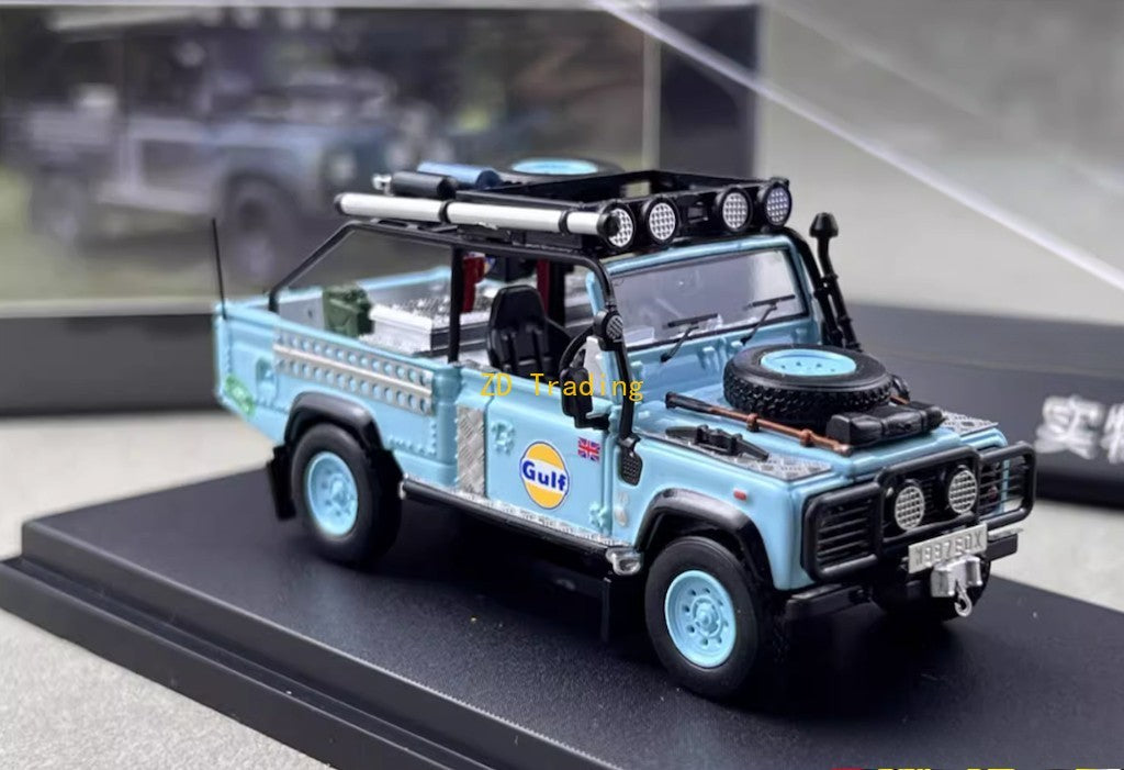 Street Weapon – Land Rover Defender Gulf Livery - 1:64 Scale